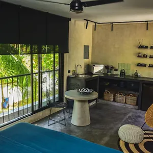 Lote4 - Lgbtq Appart hôtel